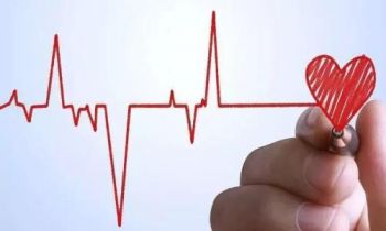 心率过快的原因是什么 如何缓解？